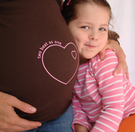 Two beat as one - Maternity Tee (Organic) - Through my baby's eyes