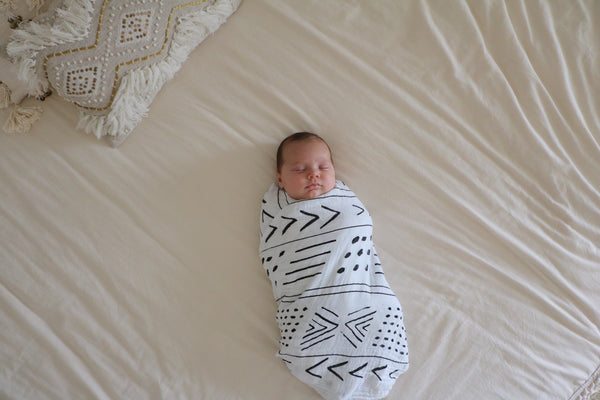 ORGANIC COTTON MUSLIN SWADDLE - MUDCLOTH - Through my baby's eyes